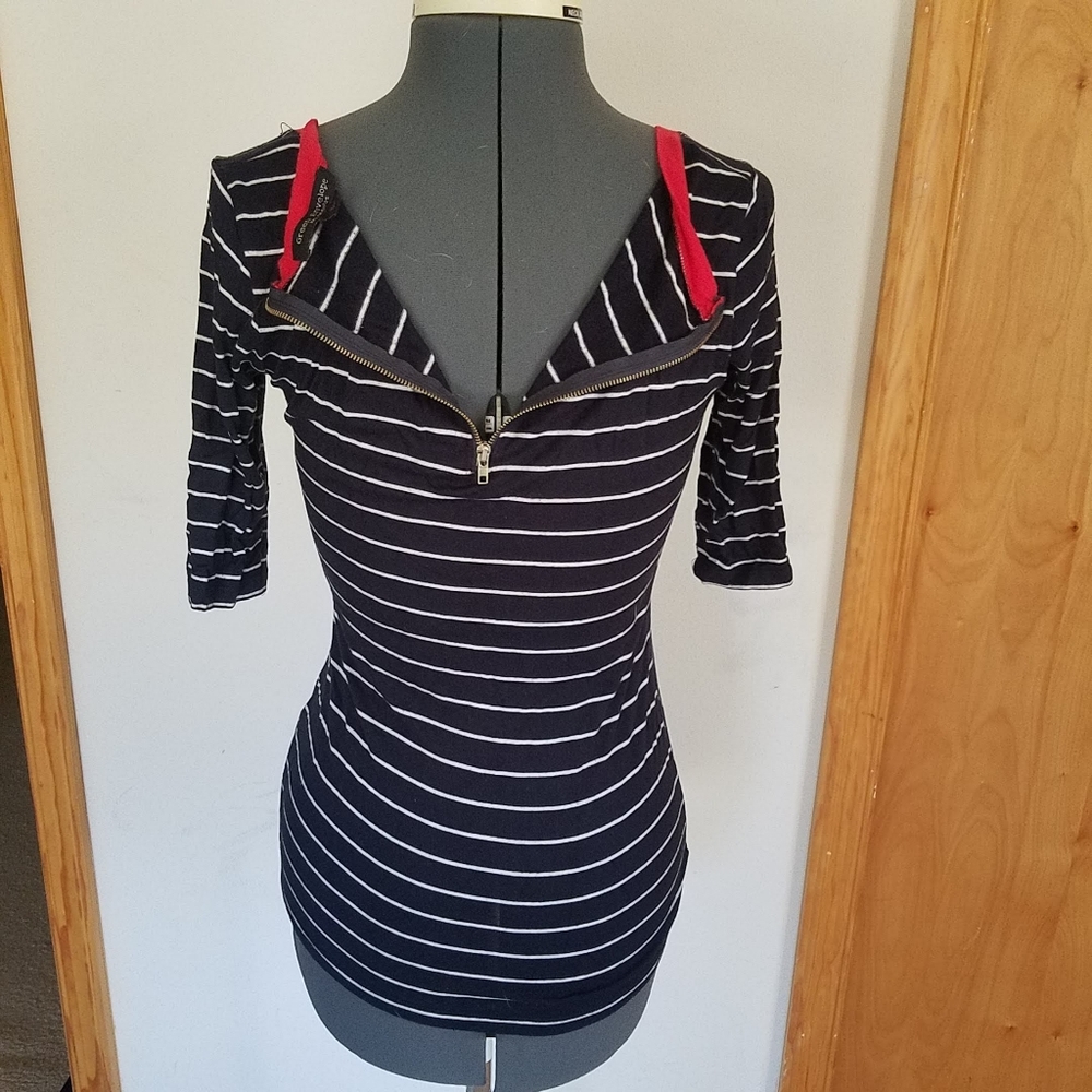 half sleeve top open zipper back tee shirt stripes